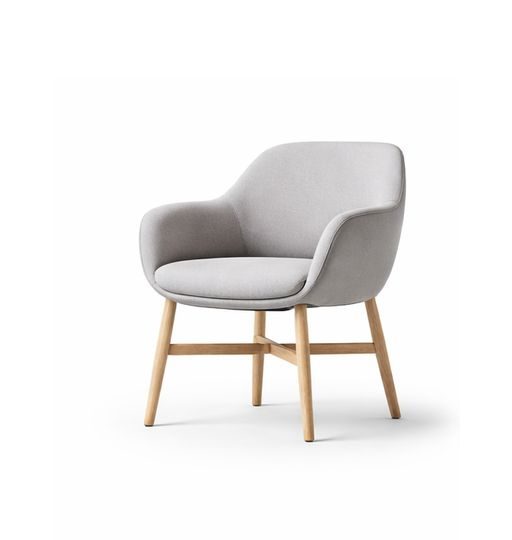 SEDIQO ELION SEDIQO ELION - minimalistischer Designstuhl mit klarer Linienführung und hochwertigen Holzbeinen. Moderne Eleganz.